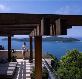 Luxury 4 Bedroom Villa with Infinity Pool, Sauna and Sea Views in Sveti Jakov, near Dubrovnik, Sleeps 8